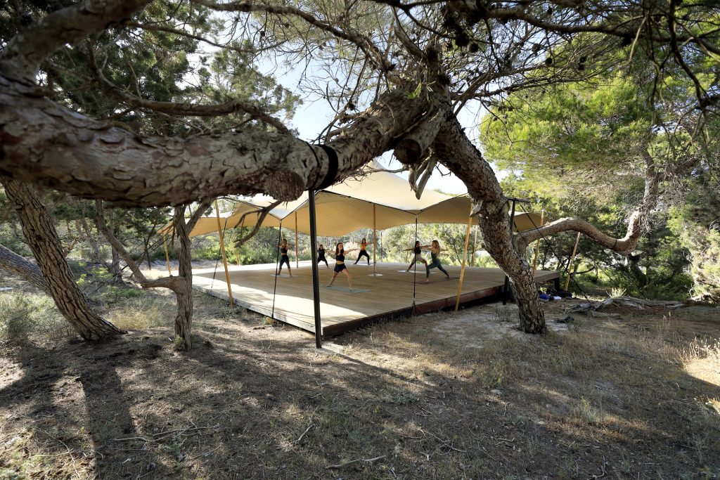 Retiro-Yoga-Blanco-Formentera-Dreams-of-Luxury