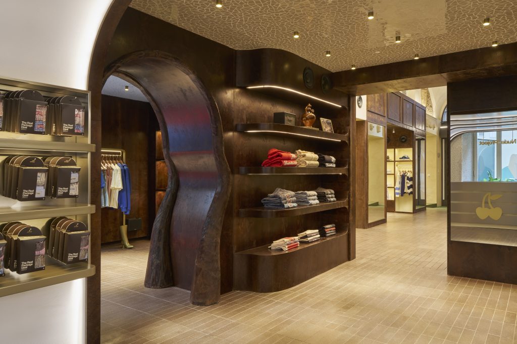Masia-Gallery-Nude-project-interior-Dreams-of-Luxury