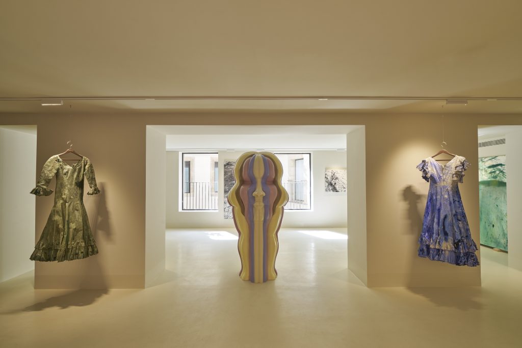 Flagship-Nude-Project-galeria-arte-dreams-of-Luxury